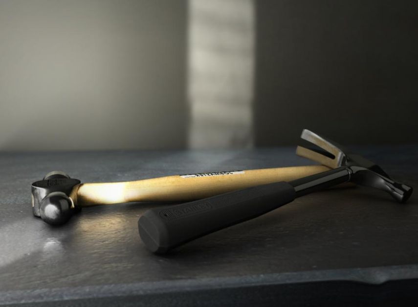 قتل جدته المسنة بمطرقة دفاعا عن