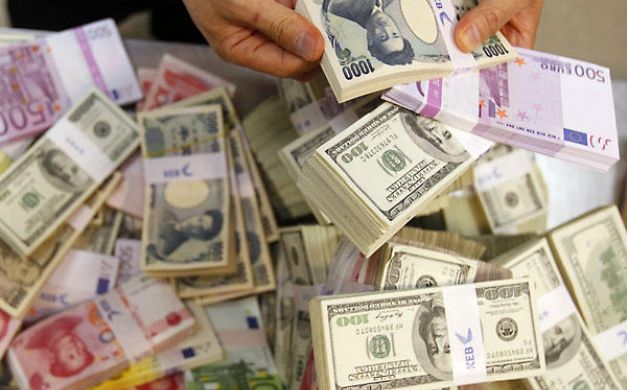 لماذا رفعت (المركزية الخليجية) معدلات الفائدة