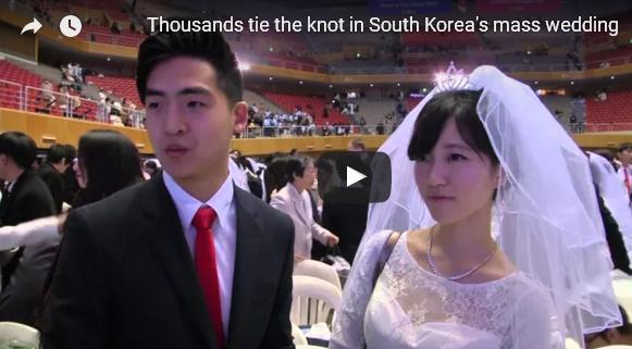 بالفيديو: حفل زواج جماعي لآلاف في