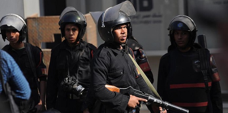 مصر.. سجن 6 من الشرطة أدينوا