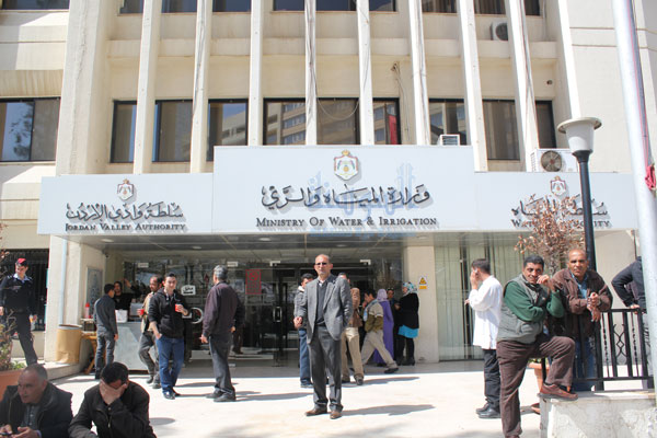 (المياه): تراجع الاعتداءات على مرافق ومصادر