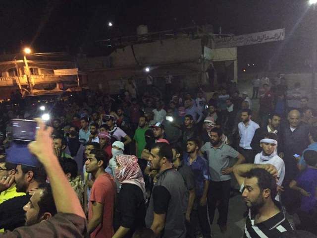 حشود شعبية تؤم ذيبان مهنئة