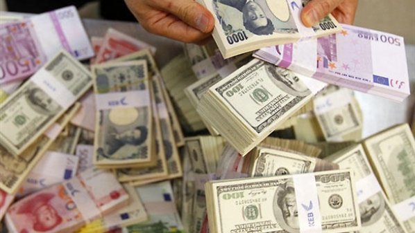 استقرار بسيط في سعر الليرة السورية