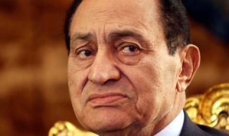 مبارك: رجعت لبيتي والإخوان بالسجون