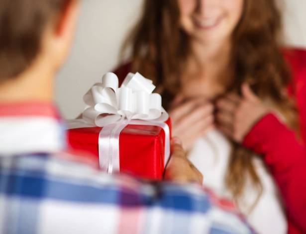 أسوأ 4 هدايا لا تقدمها للمرأة