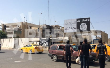 اولياء الامور يمنعون اطفالهم من الذهاب