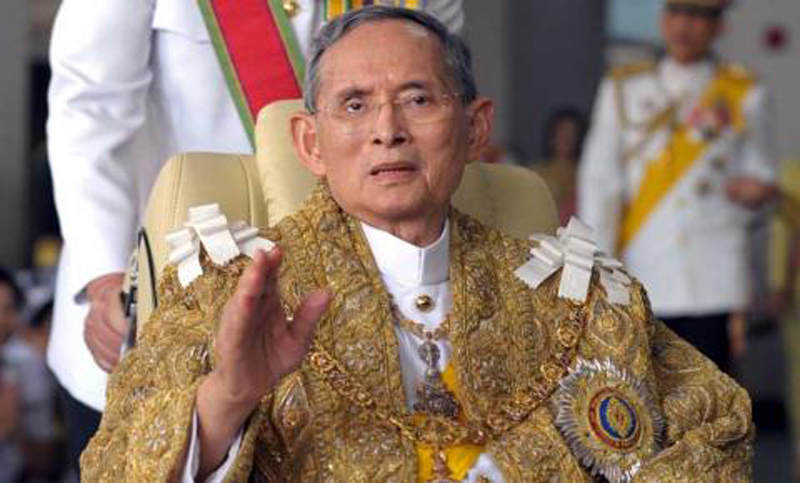 سنة فترة الحداد على وفاة ملك