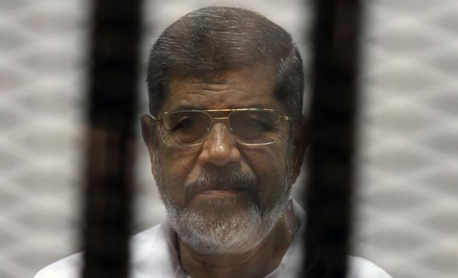 مصر: حكم نهائي بحبس مرسي 20