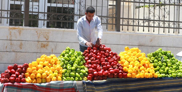 أسعار الخضار والفواكه ليوم الاثنين