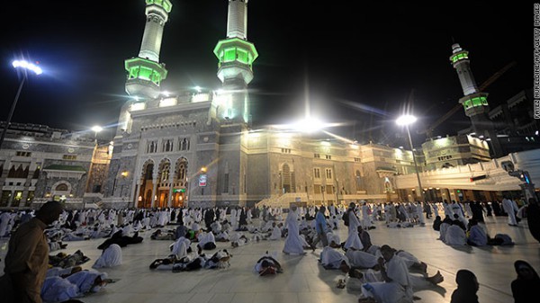 السعودية تنفي منع الإيرانيين من أداء