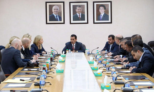 النيابية المشتركة تدعو الدول المانحة لدعم