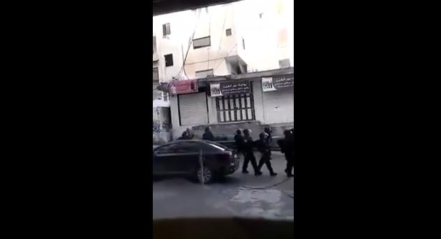 الاحتلال يفجر منزل الشهيد العكاري بمخيم