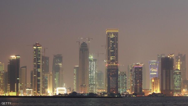 قطر تحرر أسعار الوقود في السوق