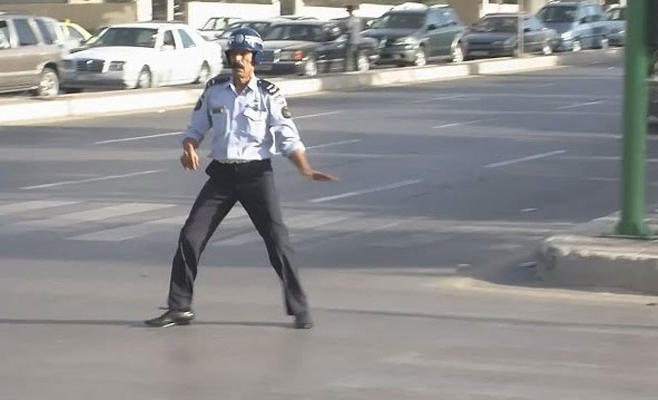 الملكة تنعى شرطي السير هزاع الذنيبات