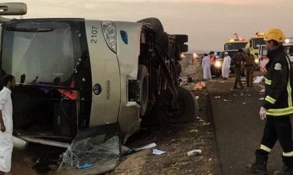 وفاة 19 معتمرا في الطريق بين