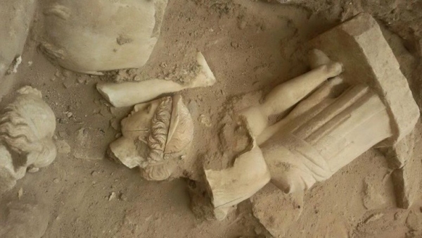 اكتشاف تماثيل رومانية نادرة في البترا
