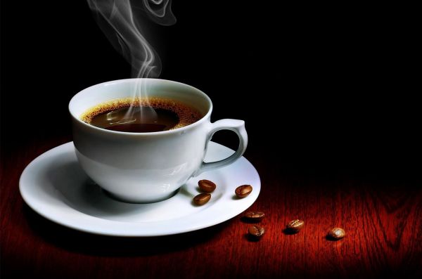 احذر شرب القهوة على معدة فارغة