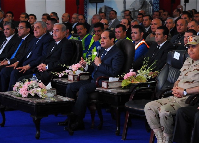 السيسي: (محدش بيتشكك في الجيش)