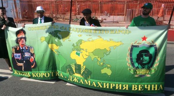 عندما يتحول القذافي لبطل عمالي شيوعي