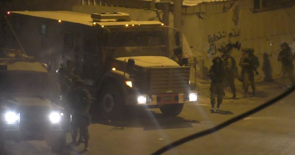 حملة مداهمات واعتقالات ينفذها الاحتلال بالضفة