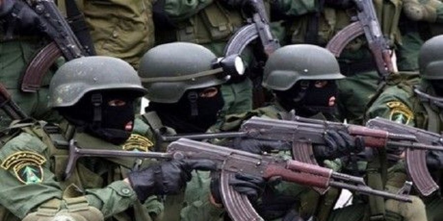 مقتل مسلحين فلسطينيين و2 من الأمن