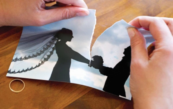 الزوج المحكوم عليه بتطليقه من زوجته