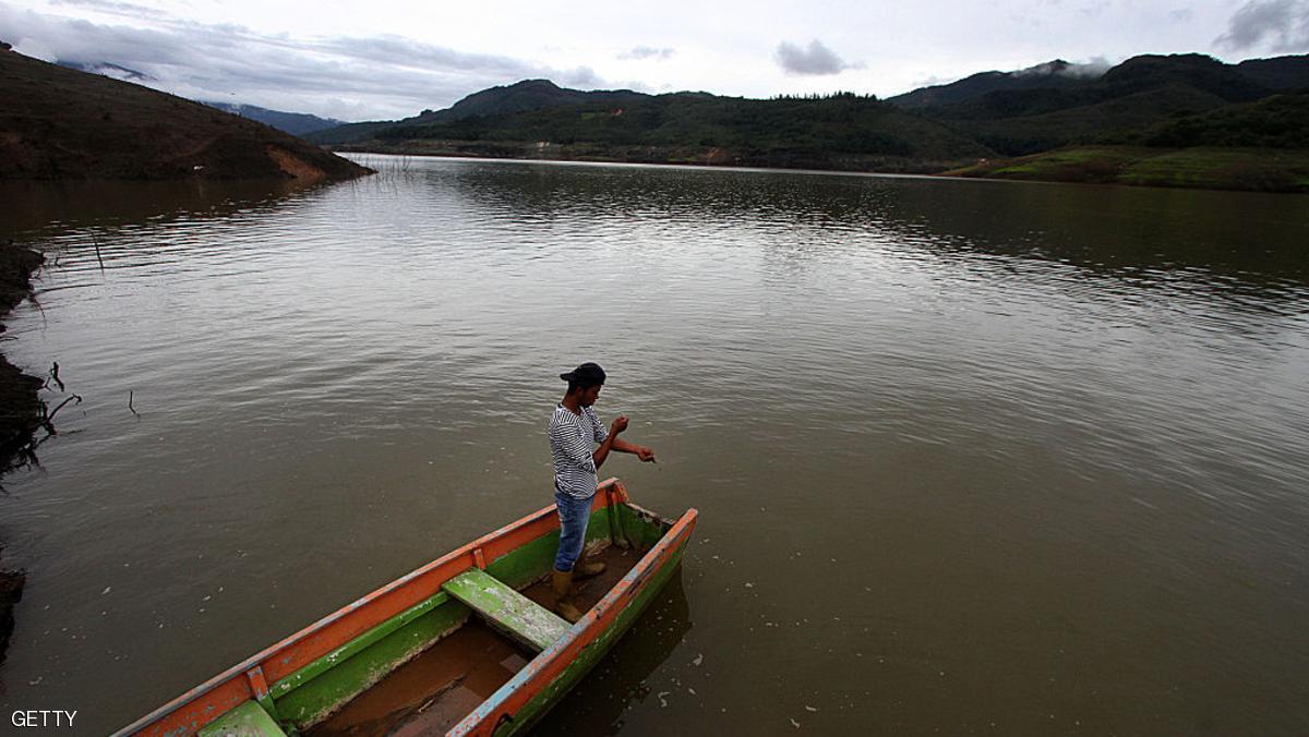 بلدة تعود إلى الظهور بغد غرق