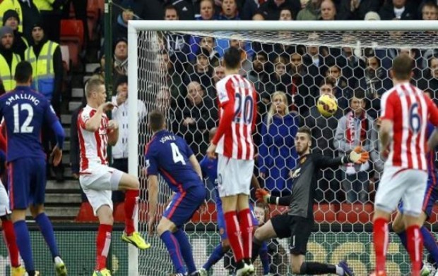 فيديو: مانشستر يونايتد يخسر أمام ستوك