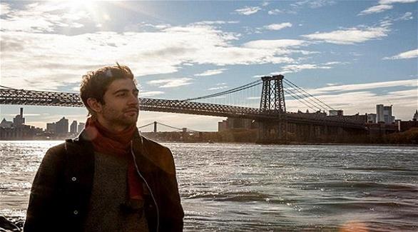 ممثل إيطالي يشنق نفسه بالخطأ في