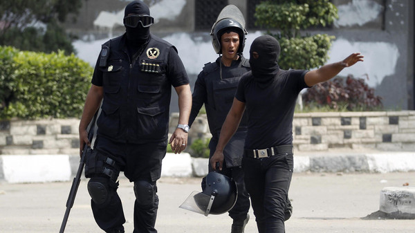 الأمن المصري يعترف لأول مرة باعتقال