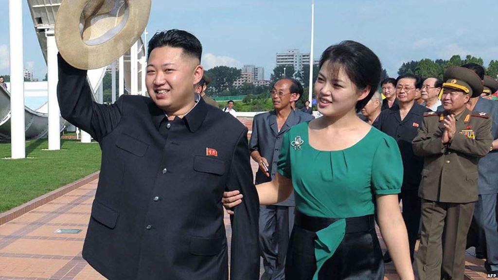 فرض تسريحة زوجة زعيم كوريا الشمالية