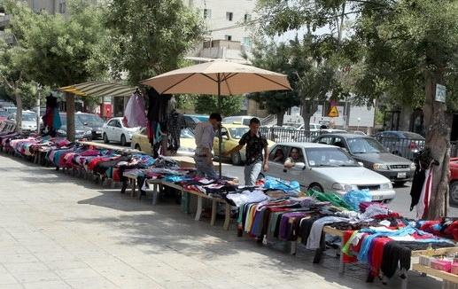 محافظ الزرقاء: عملية ازالة البسطات مستمرة