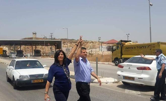 إسرائيل تفرج عن عضو المجلس التشريعي