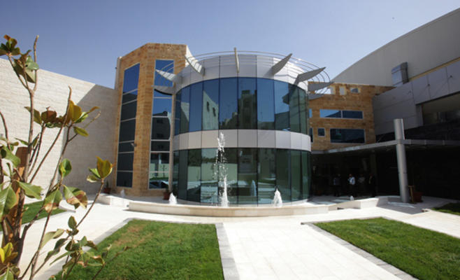 امانة عمان تحويل 1500 مستخدم الى
