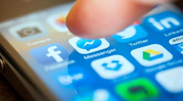 هكذا تراقب فيس بوك الأشخاص الذين