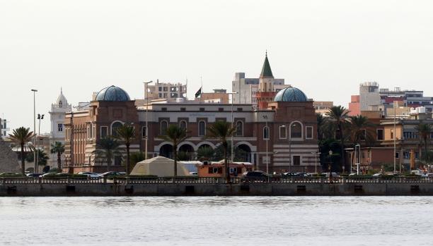 المصرف المركزي الليبي ينفي تمويل المليشيات