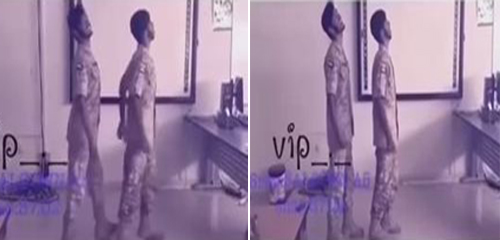 فيديو: عسكريان إماراتيين يقعان ضحية رقصة