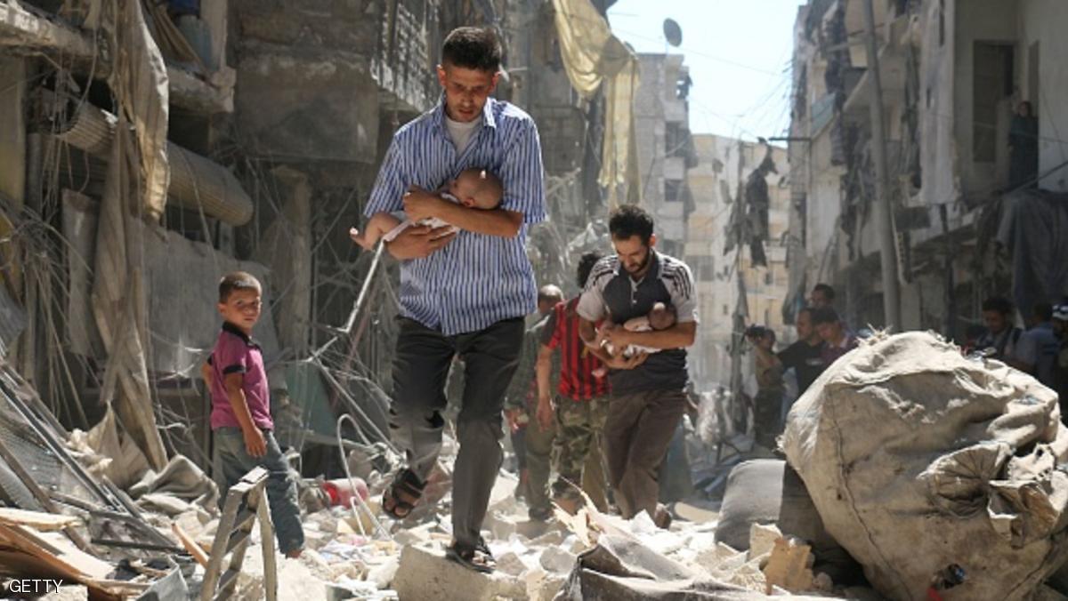 حلب.. قنابل فوسفورية ونابالم حارق وقتلى