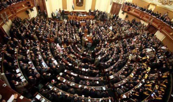 مصر وأول القرارات المؤلمة: خفض دعم