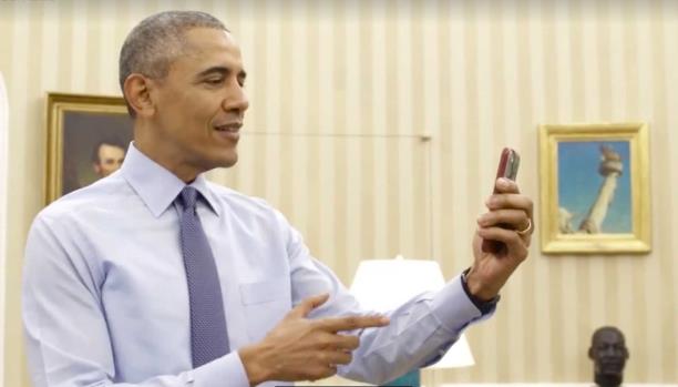 شاهد: أوباما يبحث عن وظيفة بعد