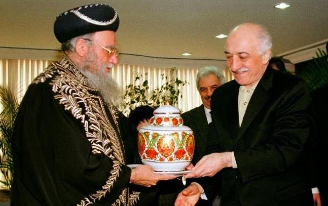 إسرائيليون يكيلون المديح لغولن ويكشفون علاقته