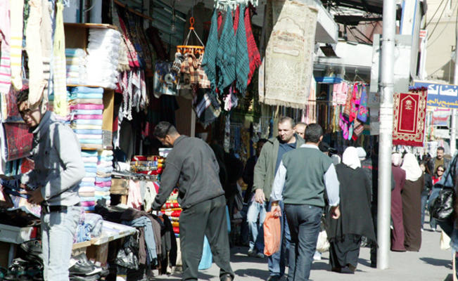 عيد الاضحى.. فرحة للصغار وهموم مرهقة