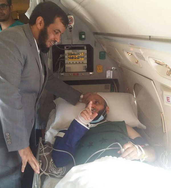 على متن طائرة خاصة.. القرني يغادر