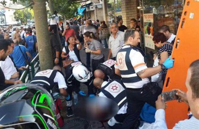 3 إصابات إحداها خطرة بعملية طعن