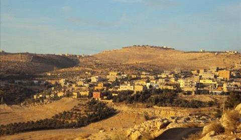 ابو نجمه: 30 مشروعا للمناطق النائية