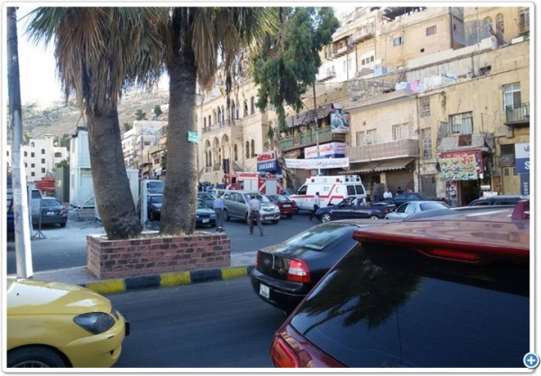 ( أفعى) تتسبب باغلاق وسط السلط