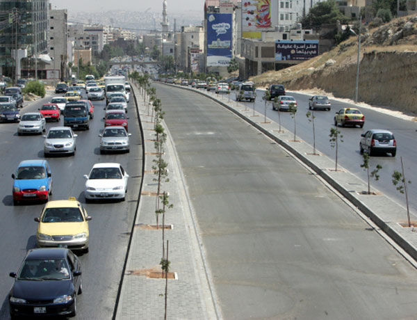 50 مليونا كلفة ثلاثة عطاءات الباص
