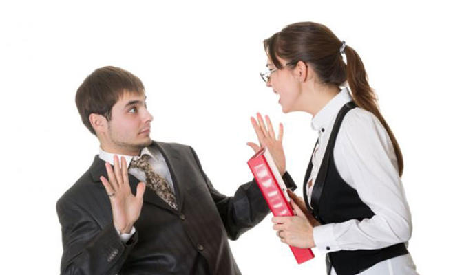 مؤشرات على أن زميلك بالعمل ينوي