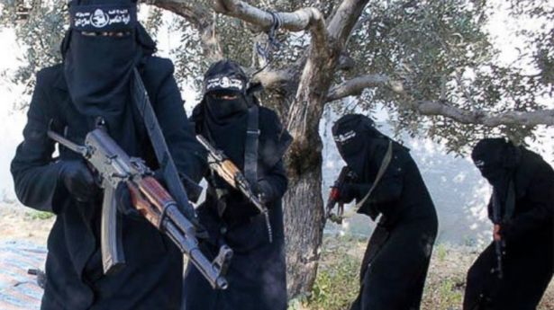 القبض على خلية نسائية لـ«داعش» في