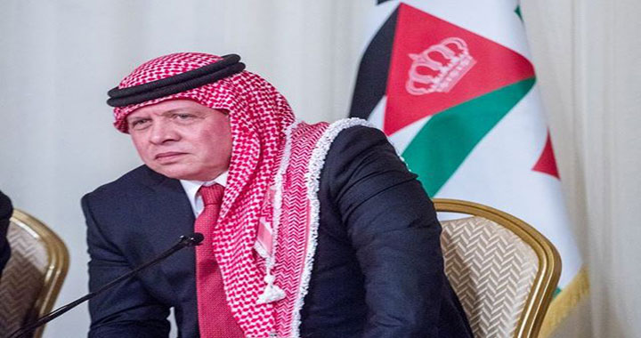 الملك يلتقي شيوخ ووجهاء المفرق حاليا